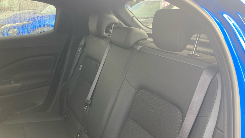 Nissan Juke 1.0 DiG-T 114 N-Connecta 5dr Petrol Hatchback